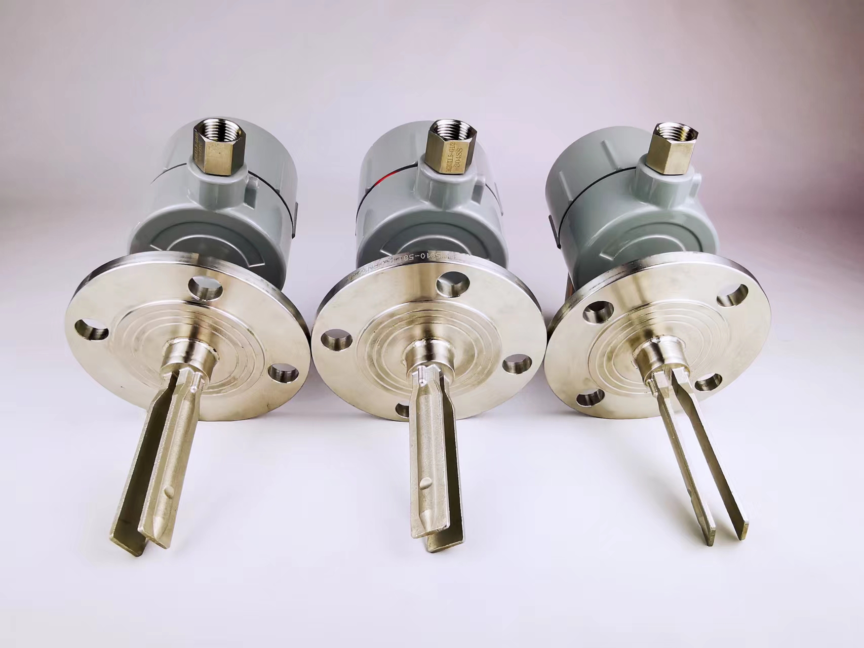 音叉液位草莓视频污版下载是如何安装放置的 音叉液位草莓视频污版下载是如何安装放置的